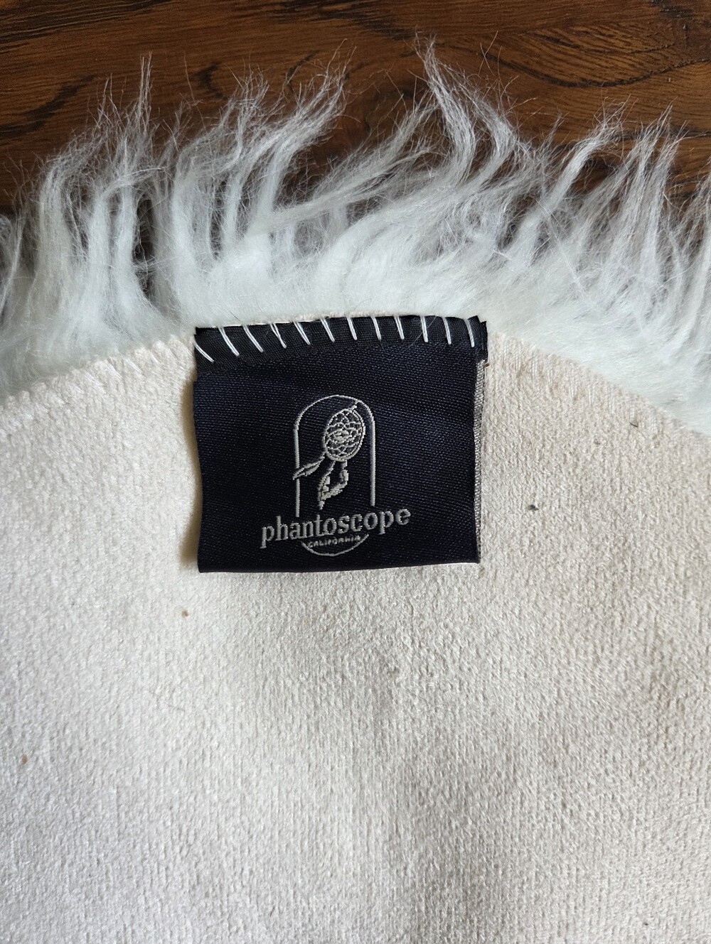 Faux Fur Rug - Picture 4 of 5